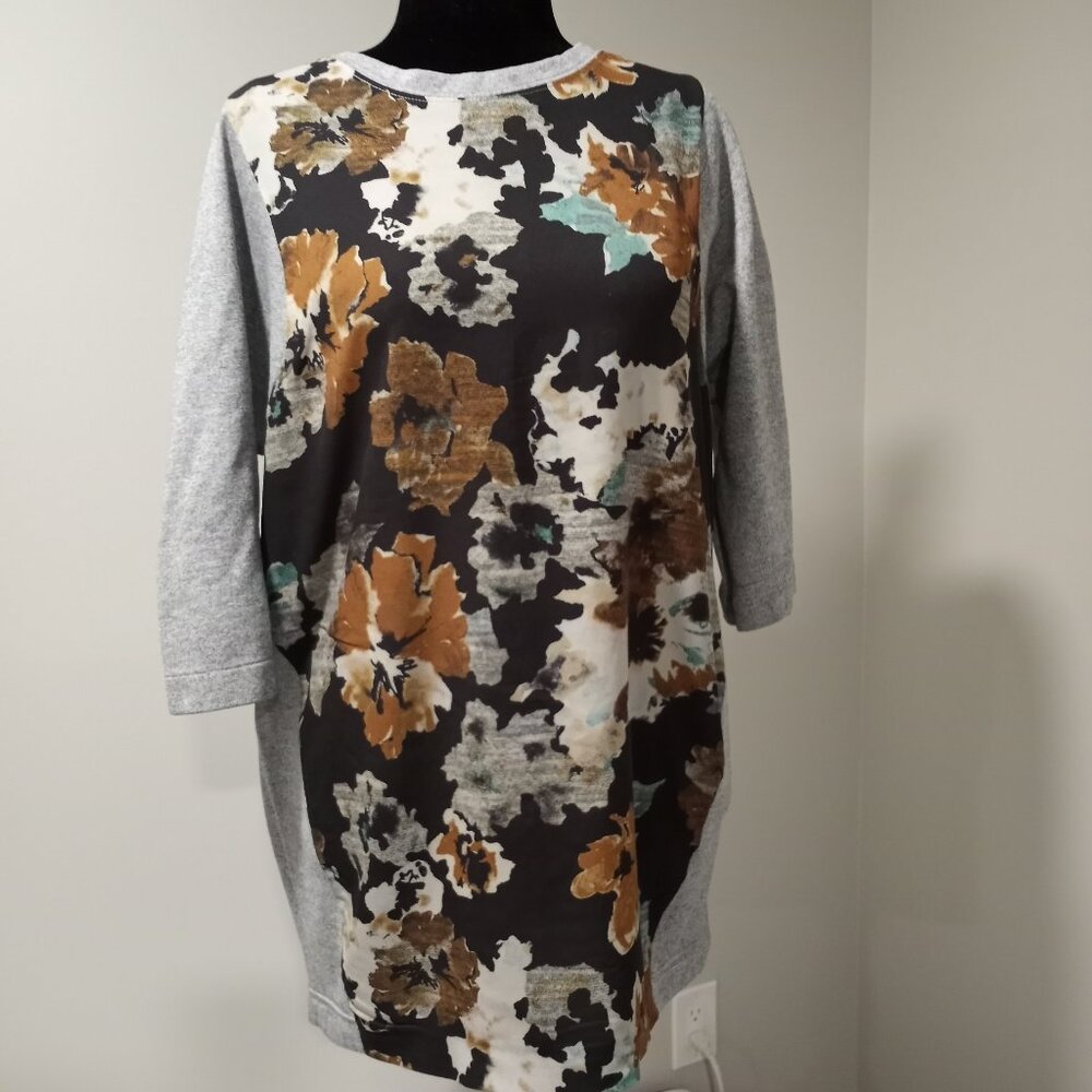 ZARA W&B GREY MINI T-SHIRT DRESS WITH FLORAL FRONT PANEL WOMEN L